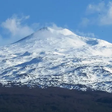 Le Pomelie Dell'etna Riposto