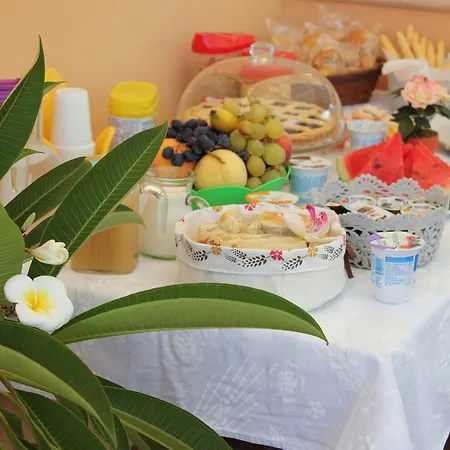 Le Pomelie Dell'etna Bed & Breakfast